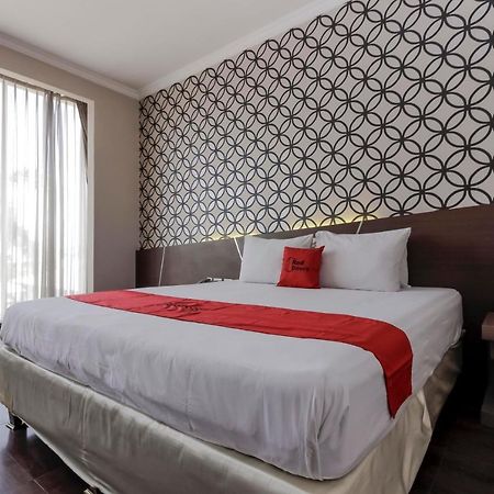 Reddoorz Plus Near Grage City Mall Cirebon Exterior photo