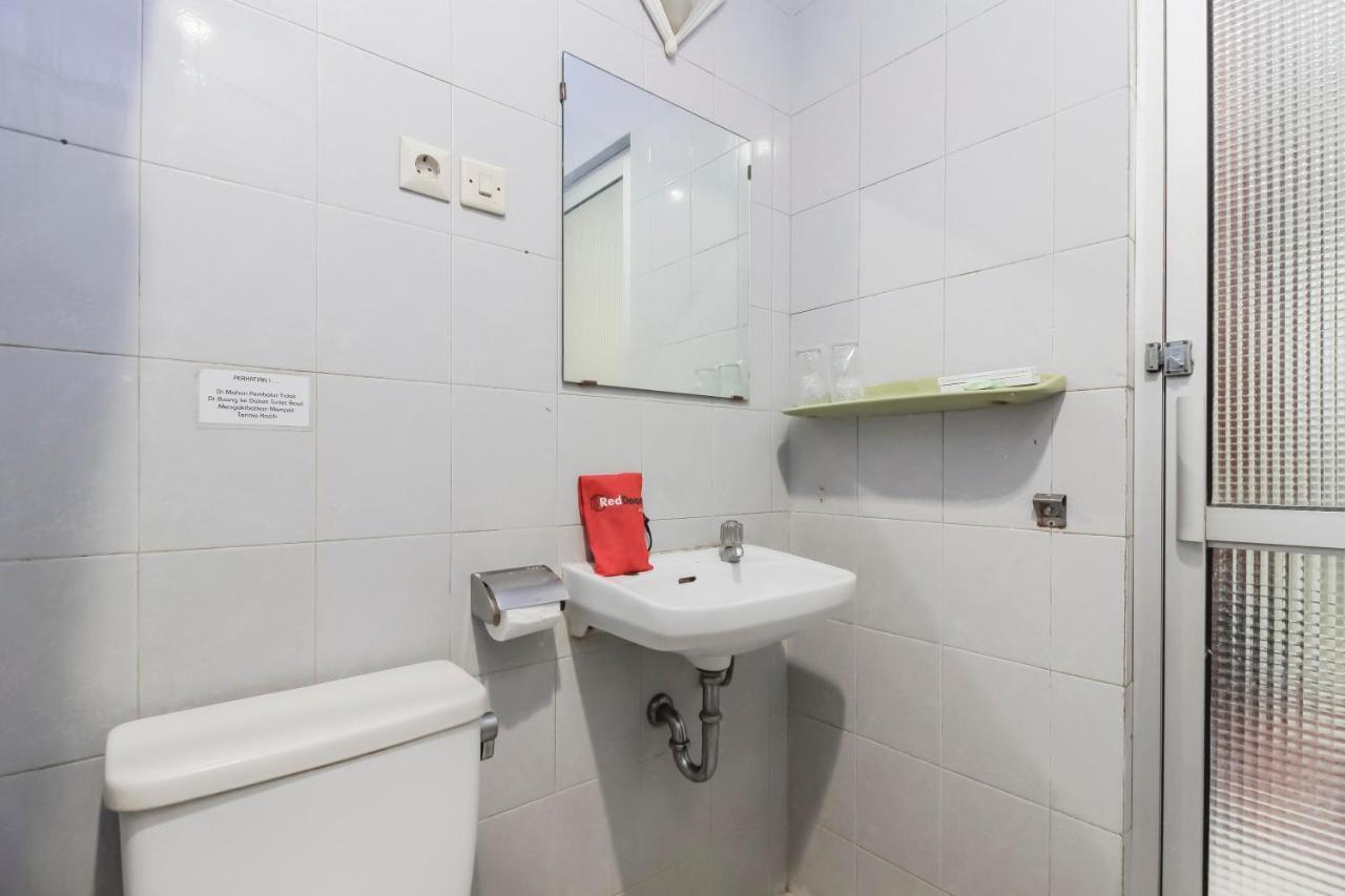 Reddoorz Plus Near Grage City Mall Cirebon Exterior photo